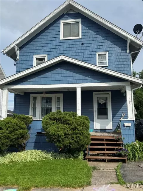 1653 Taylor Ave, Utica, NY 13501
