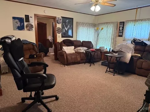 Living - 33 State St, Oneida, NY 13421 photo 4 of 4