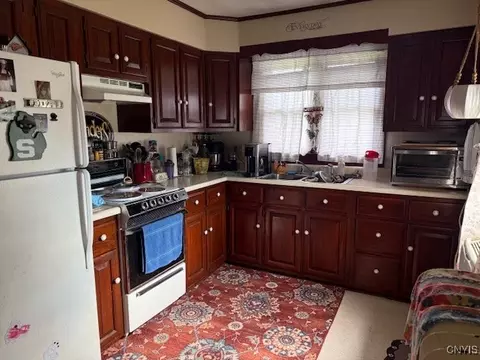 Kitchen - 33 State St, Oneida, NY 13421 photo 4 of 6