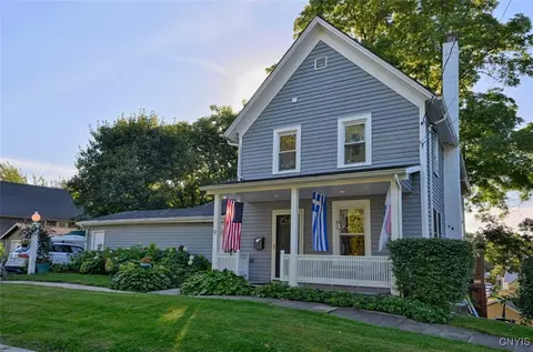 9 Rockwell St, Alexandria, NY 13607