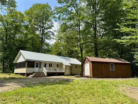 30 Town Line Rd, Richland, NY 13144