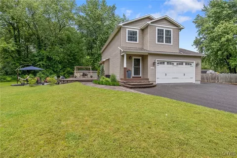 3614 Dunn Dr, Warners, NY 13164