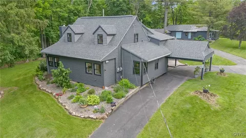 4384 Cedarvale Rd, Onondaga, NY 13215