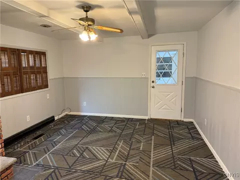 Living - 1 Devonshire Rd, Syracuse, NY 13212 photo 4 of 4