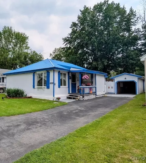 2008 Main St, Vienna, NY 13157