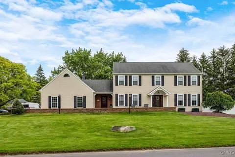 8213 Jaguar, Liverpool, NY 13090