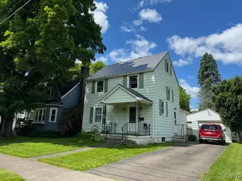 10 Ellwood Ave, Cortland, NY 13045