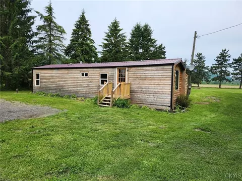 1809 State Route 13, Deruyter, NY 13122