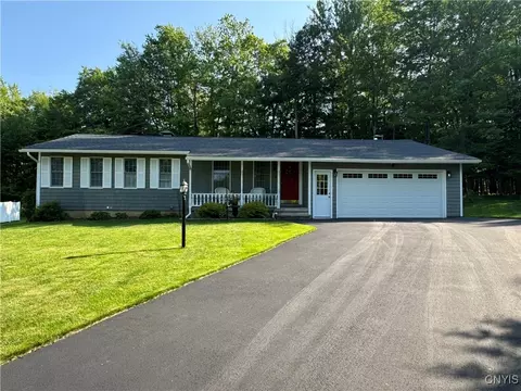 113 Sedgewick Park, New Hartford, NY 13413
