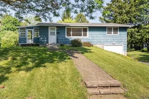 110 Wolcott Ter, Syracuse, NY 13207