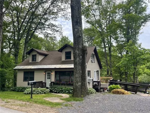 3392 Oswego Rd, Vienna, NY 13308