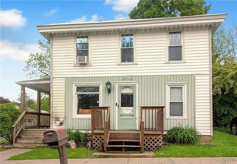2710 Liberty St, Brutus, NY 13166