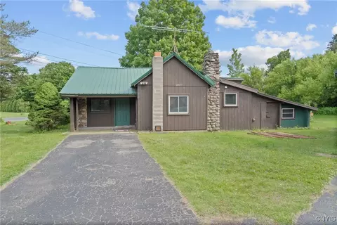 2911 County Route 4, Volney, NY 13069