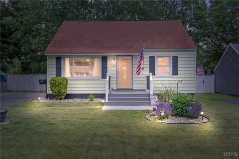 120 Gordon Rd, Syracuse, NY 13212