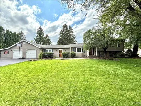 518 Rita Dr, Syracuse, NY 13212