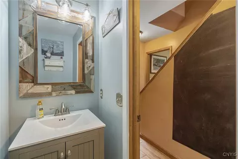 Entry Way - 8019 Devaul Rd, Sullivan, NY 13082 photo 1 of 2