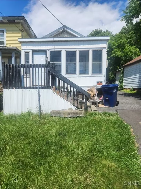 1412 N State St, Syracuse, NY 13208