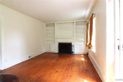 Living - 1500 Kimber Rd, Jamesville, NY 13078 photo 1 of 3