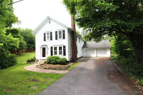 1500 Kimber Rd, Jamesville, NY 13078