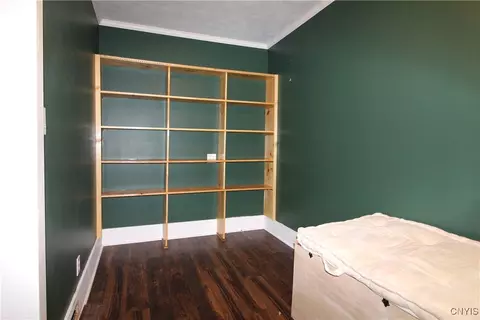 Bedroom - 1500 Kimber Rd, Jamesville, NY 13078 photo 2 of 7
