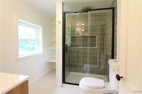 Bath - 1500 Kimber Rd, Jamesville, NY 13078 photo 3 of 3