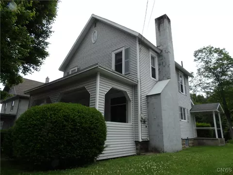 9 Ok St, Cortlandville, NY 13101