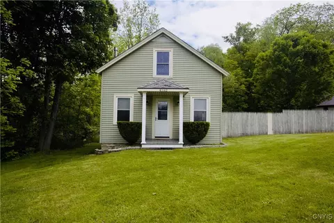 4162 Jordan Rd, Skaneateles, NY 13152