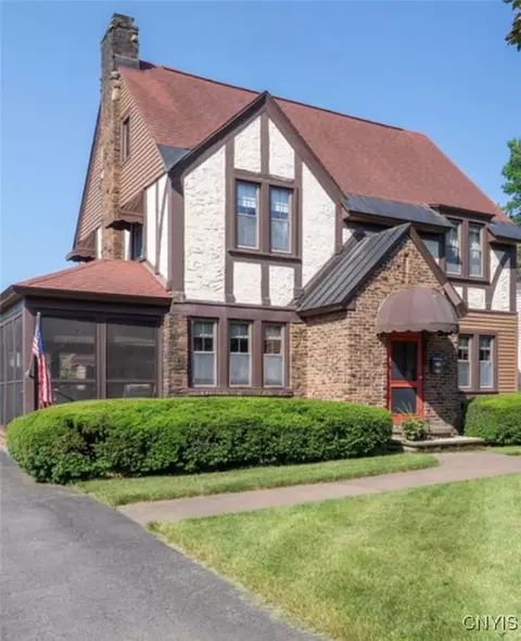 409 Walnut St, Rome, NY 13440 photo 3