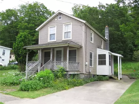 24 Canadarago St, Richfield, NY 13439