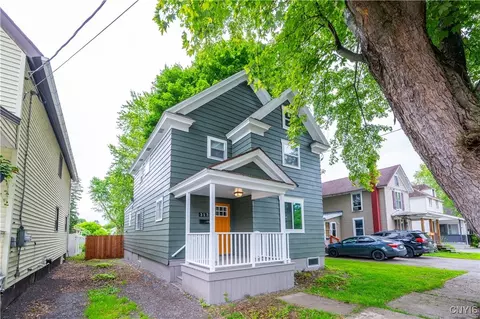 317 S Bellinger St, Herkimer, NY 13350