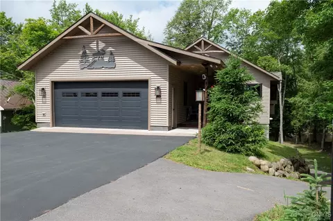 105 Garmon Ave, Webb, NY 13420