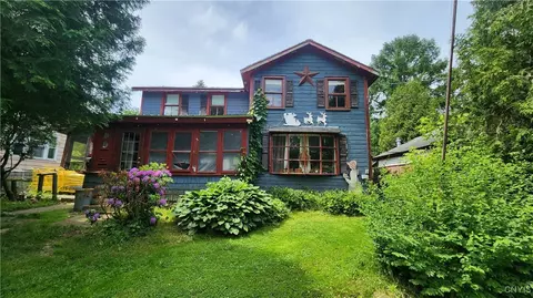6235-6237 Lake Ave, Wolcott, NY 14590