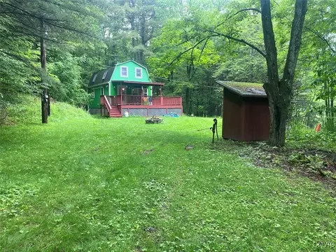 6524 Allentown Rd, Wirt, NY 14739
