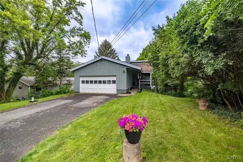 125 Tejah Ave, Syracuse, NY 13210