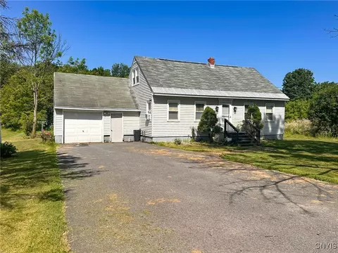 6653 Irish Rd, Marcy, NY 13403