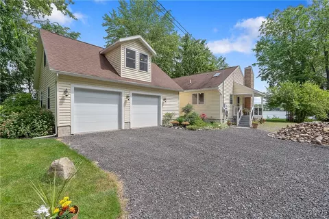 141 Fire Lane 12, Cato, NY 13080