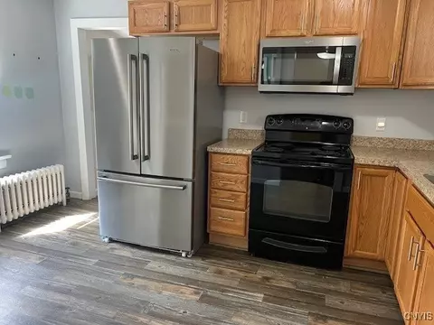 44 E 8th St, Oswego, NY 13126 photo 4