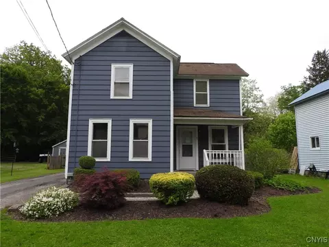 8 Orchard St, Marcellus, NY 13108