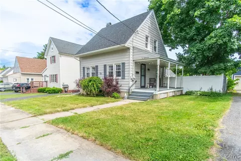 231 Stuart St, Watertown, NY 13601