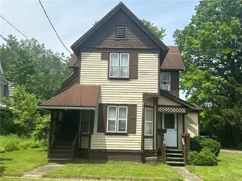 6 Gardner St, Whitestown, NY 13492