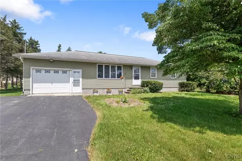 679 Maple Dr, Sullivan, NY 13082