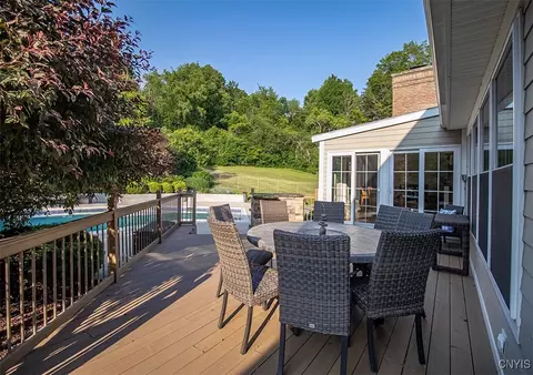 Exterior - 6987 Highfield Rd, Fayetteville, NY 13066 photo 4 of 7