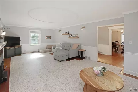 Living - 105 Maple Dr, Fayetteville, NY 13066 photo 2 of 3
