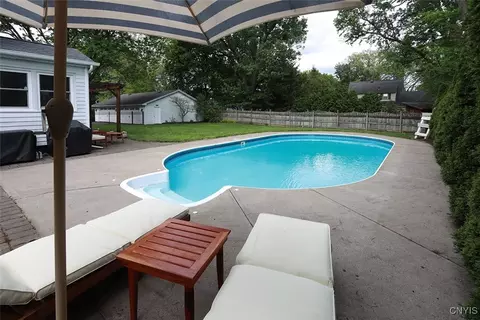 Exterior - 105 Maple Dr, Fayetteville, NY 13066 photo 5 of 9