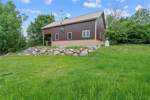 45 Fawn Lake Rd, Altmar, NY 13302