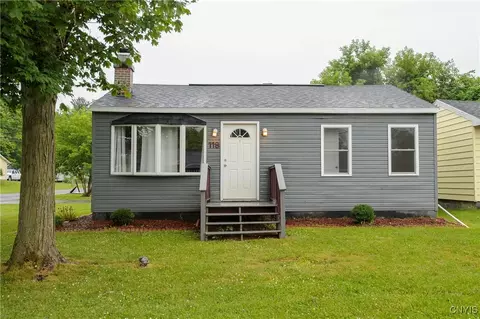 118 Hanover Ave, Salina, NY 13088