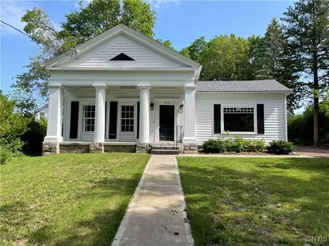 203 E Genesee St, Fayetteville, NY 13066