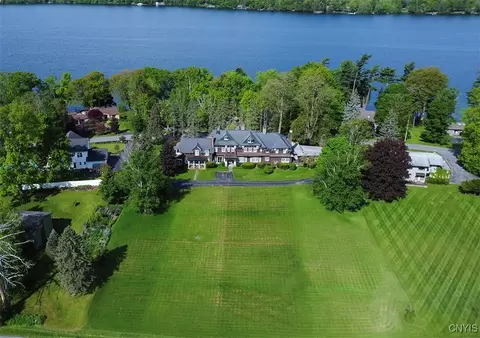 4790 E Lake Rd, Cazenovia, NY 13035