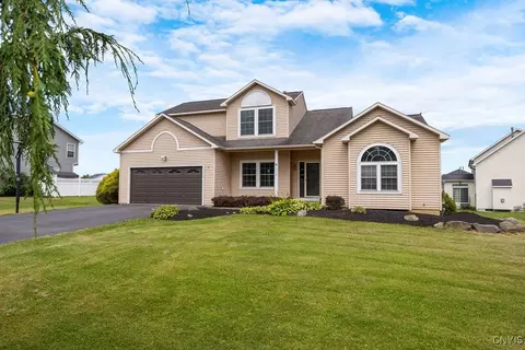 5030 Yellow Wood Pkwy, Jamesville, NY 13078