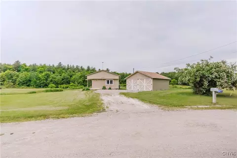 218-219 Campbell Rd, Gouverneur, NY 13642